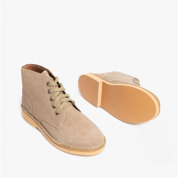 Roamers M468TS Mens 5 Eyelet Desert Boots in Dark Taupe, one boot beside the other turned to show the sole
