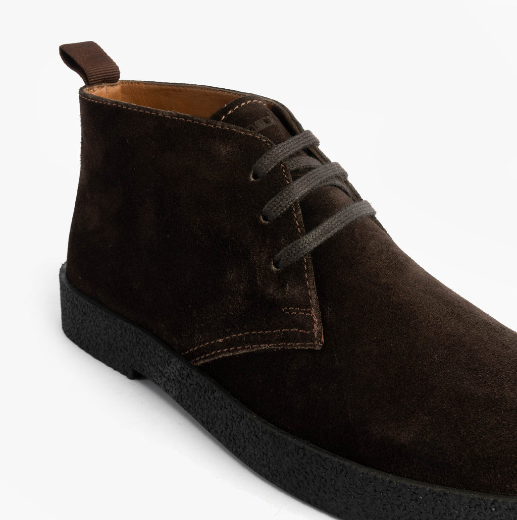 Roamers REVOLVER Mens Boots in Chocolate Brown, close-up of the laces and sole edge