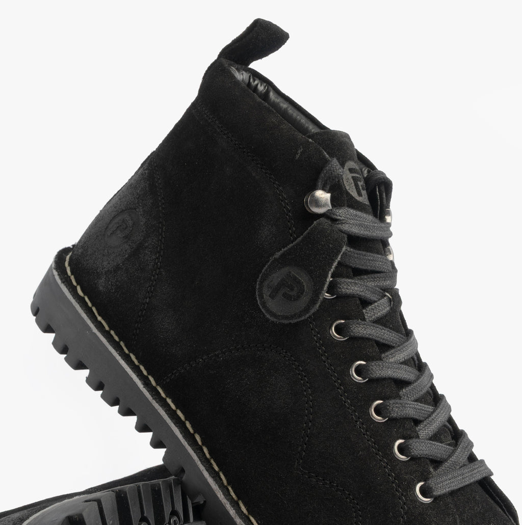 Popps 1961 MOD Mens Suede Monkey Boots in Black, close-up of the lacing and chunky sole edge
