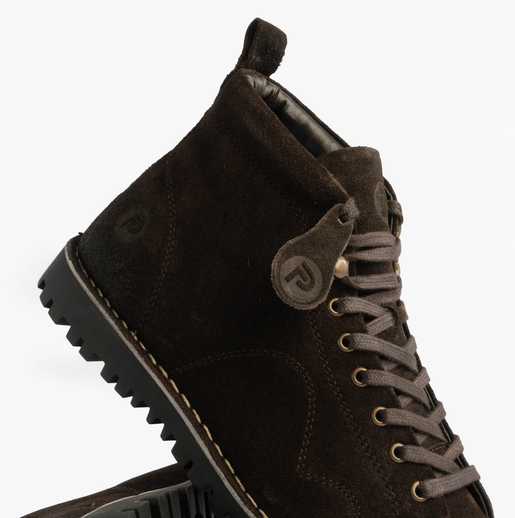 Popps 1961 MOD Mens Suede Monkey Boots in Brown, close-up of the lacing and chunky sole edge