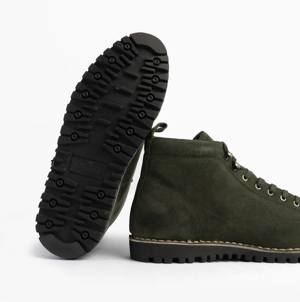 Popps 1961 MOD Mens Suede Monkey Boots in Green, tread sole with the other boot beside it