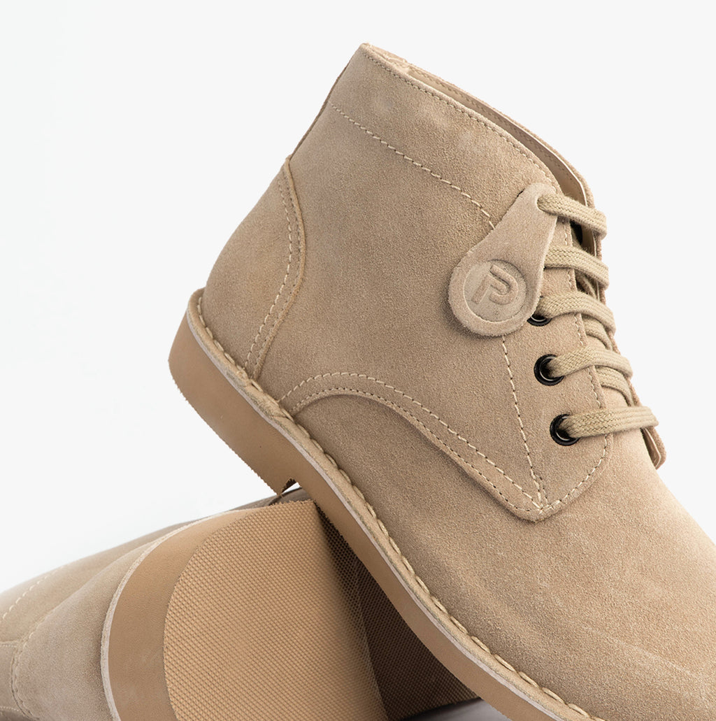 Popps RANGER Mens Desert Boots in Taupe, close-up of the lacing and side tab