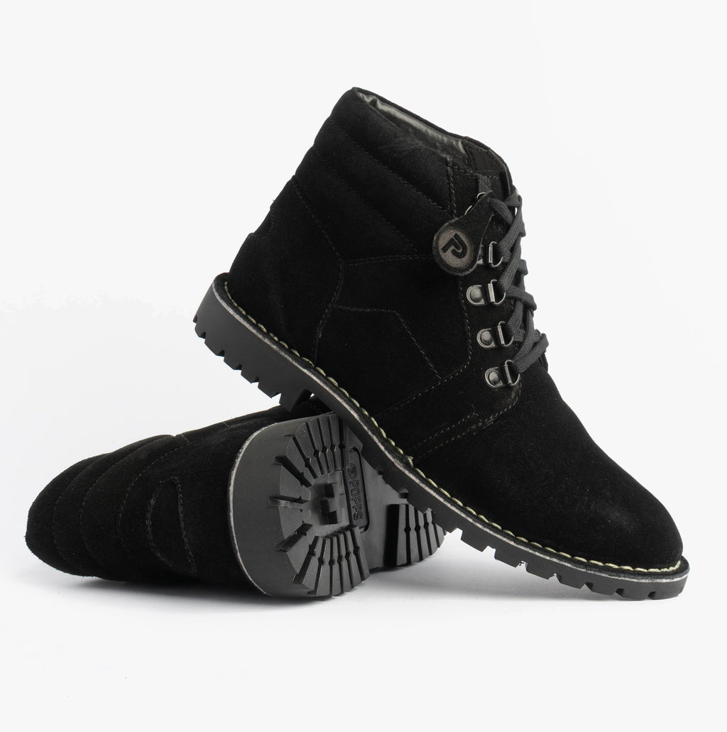 Popps TROOPER Mens Desert Boots in Black, single boot at a front angle beside the other boot sole