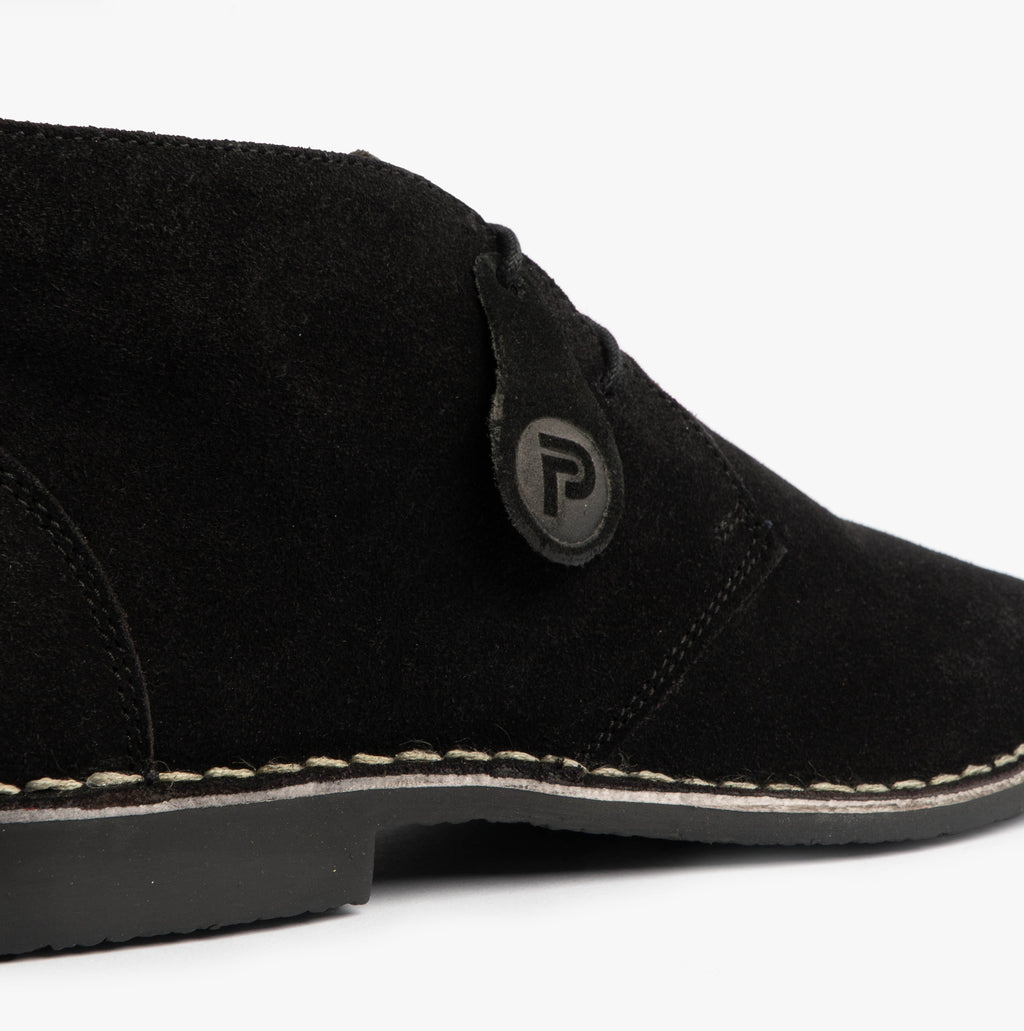 Popps VESPA Unisex Desert Boots in Black, close-up of the lace area and round logo button