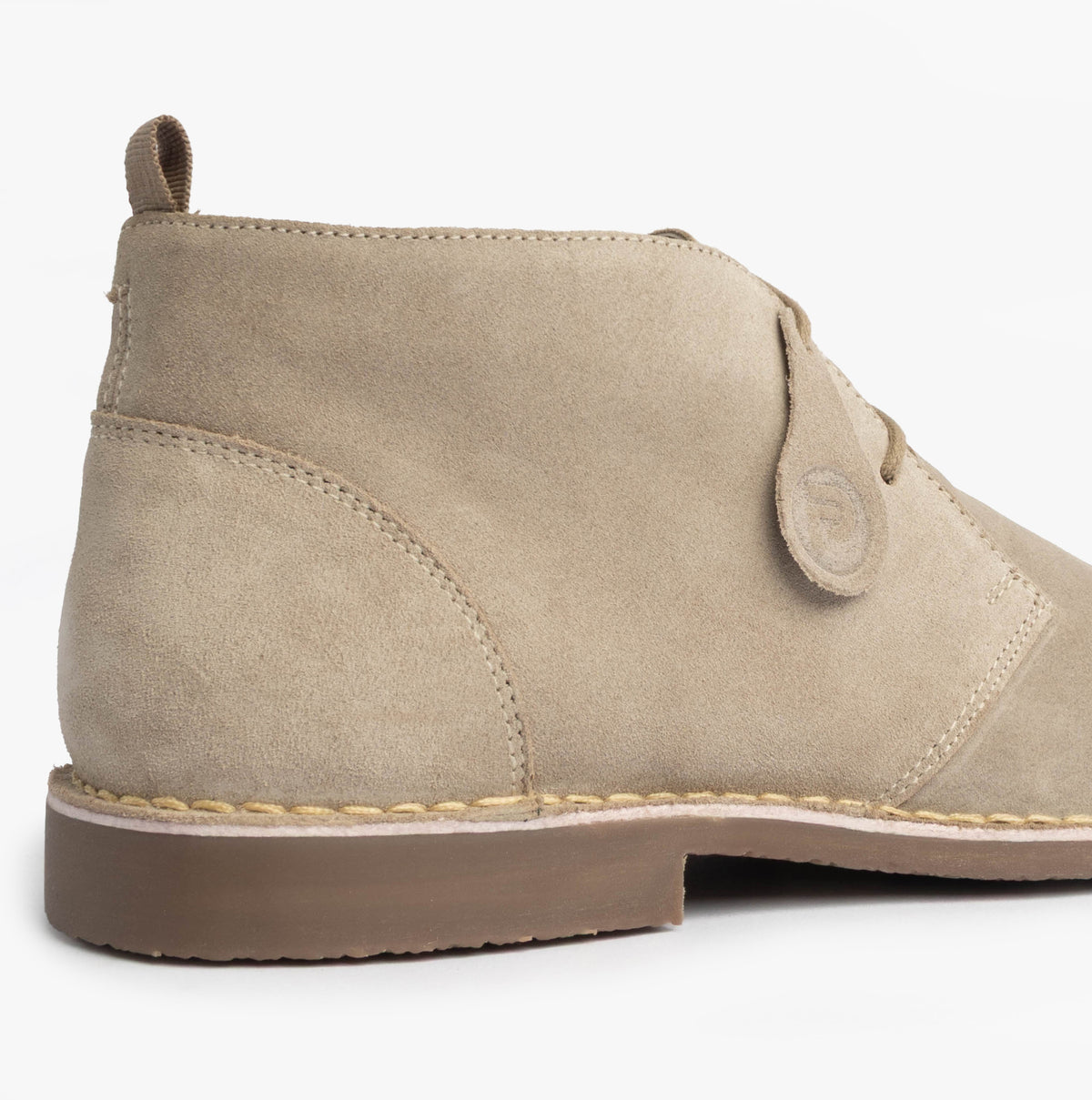 Popps VESPA Unisex Desert Boots in Sand, close-up of the heel and side button